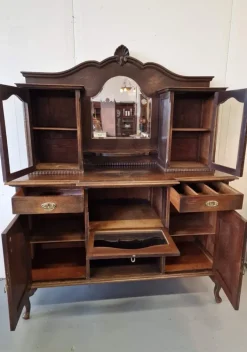 Pamono Dutch Buffet in Oak Clearance