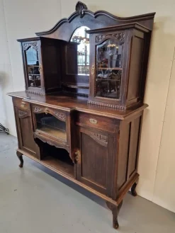 Pamono Dutch Buffet in Oak Clearance