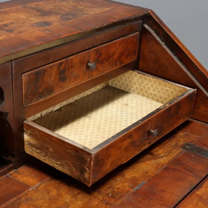 Pamono Emilian Baroque Flap Desk Outlet