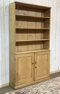 Pamono English Bookcase in Fir Clearance