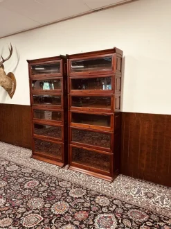 Pamono English Classic Bookcase from Globe-Wernicke Outlet