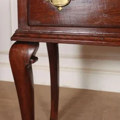 Pamono English Oak Dresser Base, 1760s Discount