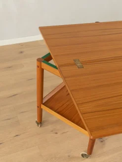 Pamono Extendable Serving Trolley by Poul Jeppesen for Poul Jeppesens Møbelfabrik, 1960s Outlet