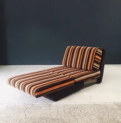 Pamono Fold Out Extendable Lounge Chair, 1970s Sale