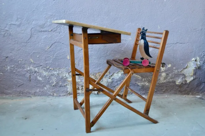 Pamono Foldable Child's Desk Sale