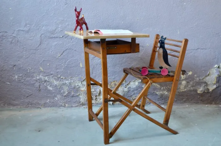 Pamono Foldable Child's Desk Sale