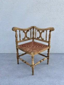 Pamono French Carved Wood Corner Chair with Woven Rush Seat, Early 20th Century New