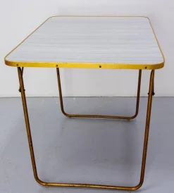Pamono French Folding Camping Chairs and Table, 1950s, Set of 5 Outlet