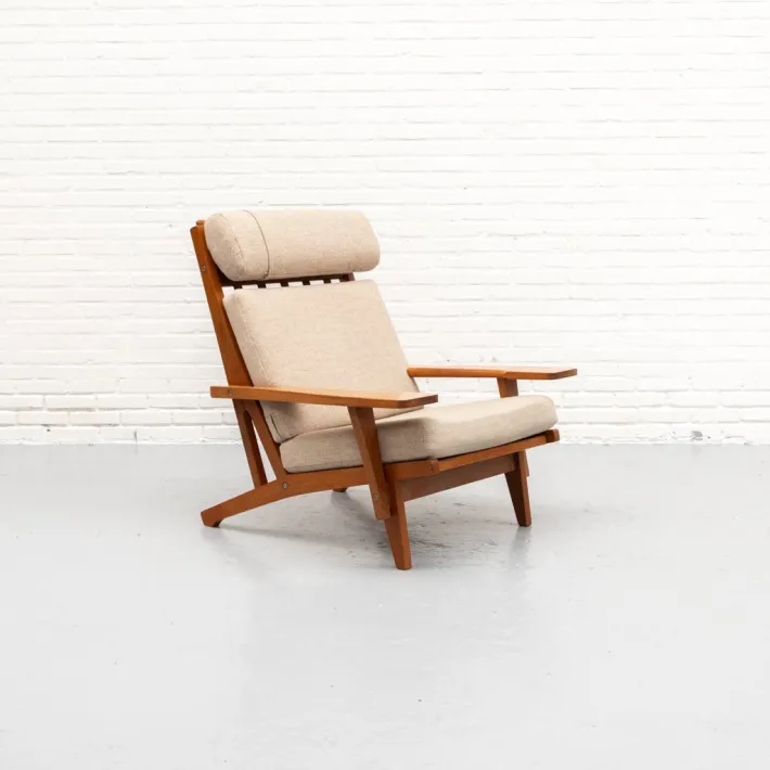 Pamono GE-375 Chair and Ottoman by Hans Wegner for Getama, Set of 2 New