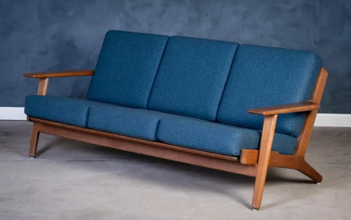 Pamono GE290 Three-Seater Sofa in Oak by Hans J. Wegner for Getama, 1960s