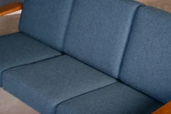 Pamono GE290 Three-Seater Sofa in Oak by Hans J. Wegner for Getama, 1960s