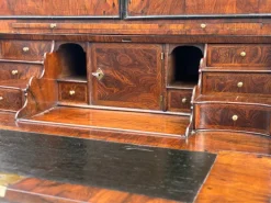 Pamono George I Walnut Bureau Bookcase, 1720s Discount