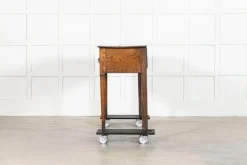 Pamono George III English Vernacular Oak Dresser Base, 1800 Clearance