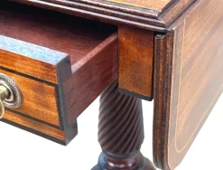 Pamono Georgian Baby Pembroke Table in Mahogany, 1800 Hot