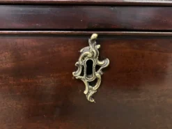 Pamono Georgian Mahogany Chest of Drawers, 1790 Outlet