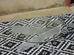 Pamono Glass Living Room Table with Acrylic Glass Base Clearance