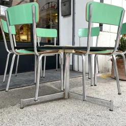 Pamono Hexagonal Nursery Table with Formica Chairs, Italy, 1960s, Set of 7 Best