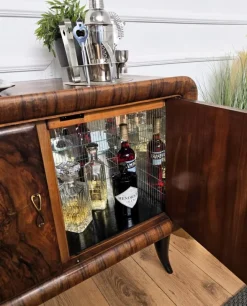 Pamono Italian Art Deco Walnut Burl and Mirror Mosaic Dry Bar Cabinet by Paolo Buffa, 1940s Outlet