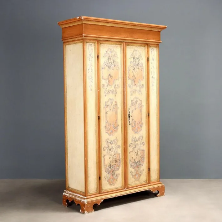 Pamono Italian Baroque Style Wardrobe Clearance