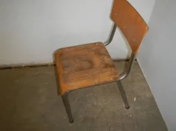 Pamono Italian Childrens Chair, 1960s Online