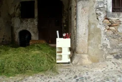 Pamono Italian Cream Storage Trolley in Plastic by Giovanni Pelis for Stile Neolt, 1960s Sale