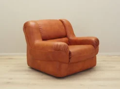 Pamono Italian Orange Armchair from Mimo Padova, 1970s Outlet