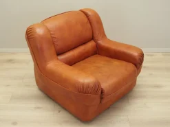 Pamono Italian Orange Armchair from Mimo Padova, 1970s Outlet