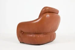 Pamono Italian Sculptural Leather Lounge Chair, 1960s Hot