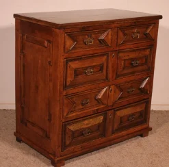 Pamono Jacobean Chest of Drawers in Oak and Walnut, 17th Century Discount