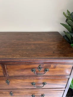 Pamono Large English George III Georgian Chest of Drawers in Wood Hot