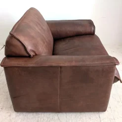 Pamono Large Mid-Century Dutch Buffalo Leather Armchair from Leolux, 1970s Discount