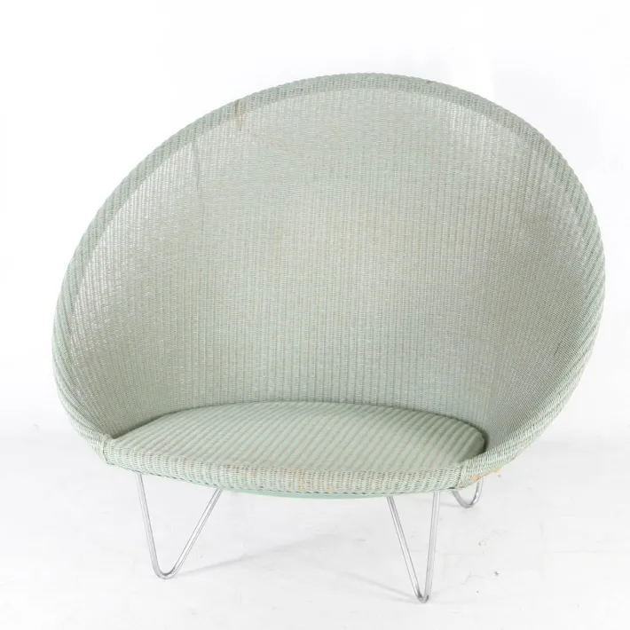 Pamono Large Vintage Wicker and Chrome Chair, 1970s New