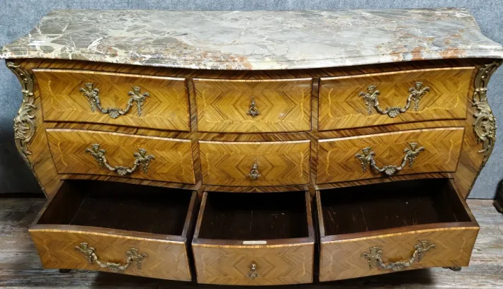 Pamono Louis XV Style Curved Chest of Drawers in Marquetry, 1880 Hot