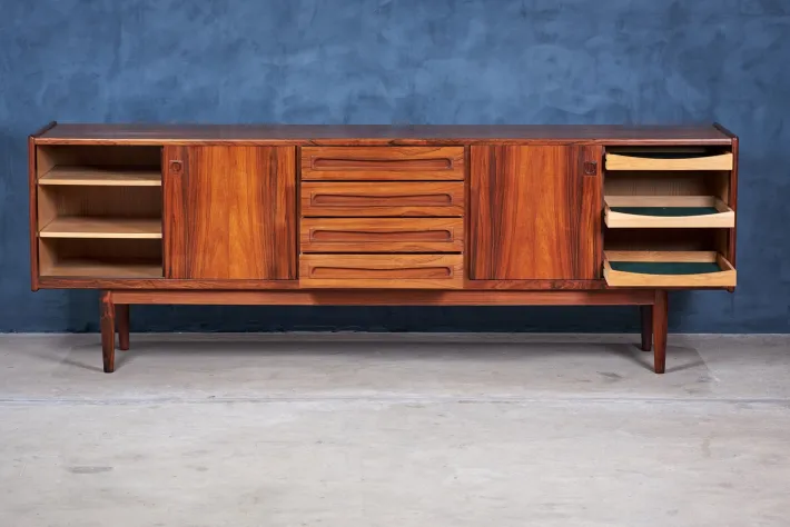 Pamono Low Rosewood Sideboard by Johannes Andersen for Uldum Møbelfabrik, 1960s