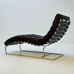 Pamono Mid-Century Bauhaus Chair in Leather and Chrome by Ludwig Mies Van Der Rohe, 1980s Online