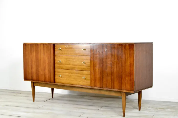 Pamono Mid-Century British Walnut and Brass Sideboard from Wrighton, 1960s Hot
