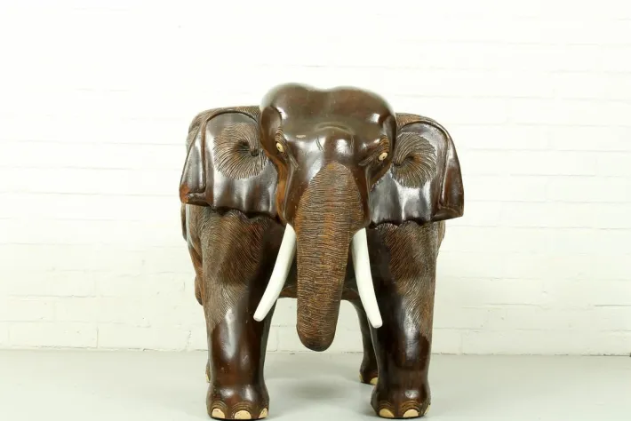 Pamono Mid-Century Carved Elephant Childrens Chair, 1960s Outlet