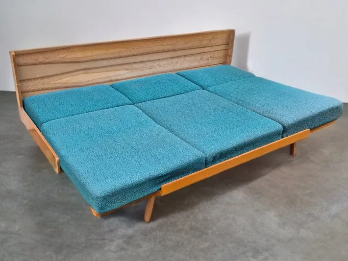 Pamono Mid-Century Czech Sofa Bed in Ash from Jitona, 1960s Outlet