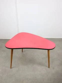 Pamono Mid-Century Italian Oval Red Children's Table Discount