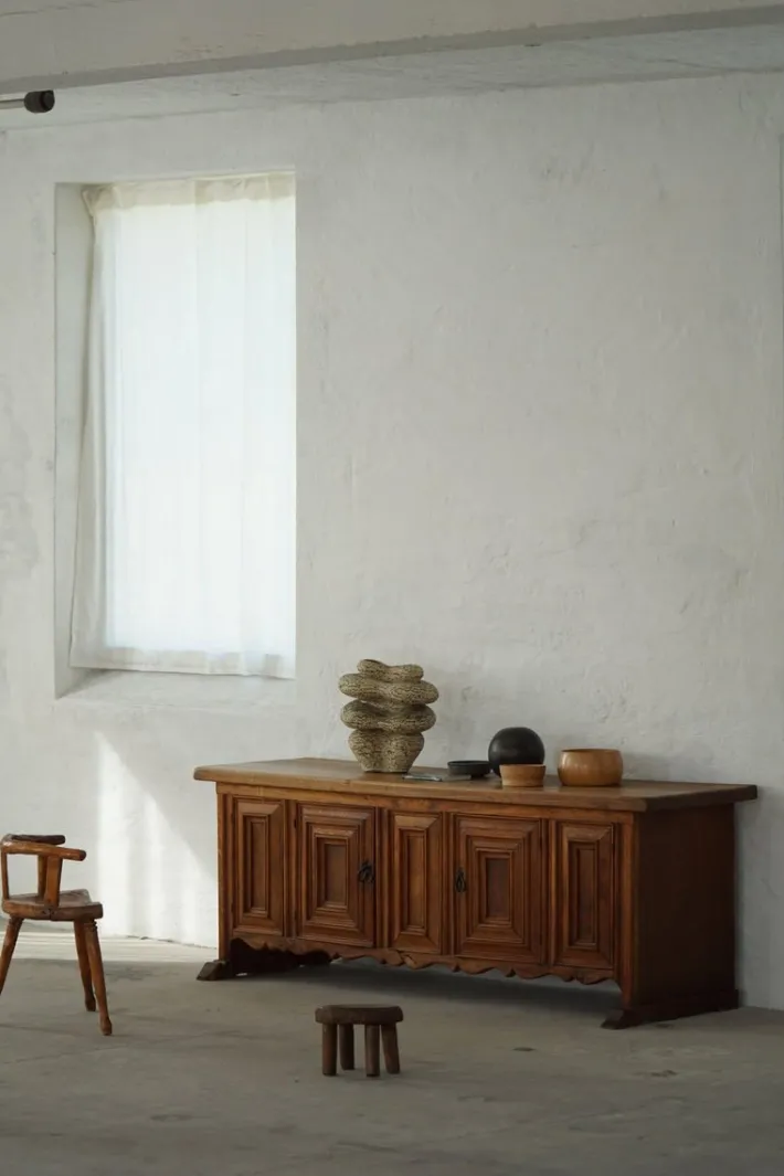 Pamono Mid-Century Modern Brutalist French Oak Sideboard, 1950s