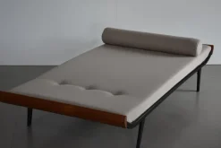 Pamono Mid-Century Modern Cleopatra Daybed by Dick Cordemeijer for Auping, 1960s Sale