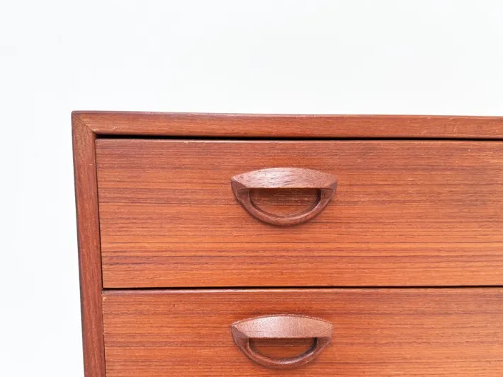 Pamono Mid-Century Modern Danish Teak Chest of Drawers by Kai Kristiansen, 1960s Discount
