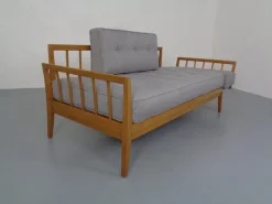 Pamono Mid-Century Modern German Cherrywood Daybed by Walter Knoll for Knoll Antimott, 1950s Online