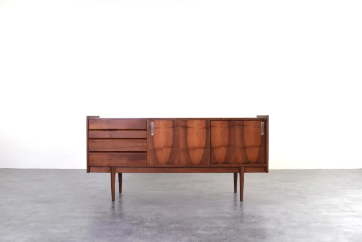 Pamono Mid-Century Modern Polish Walnut Sideboard from Bytom Furniture Factory, 1960s