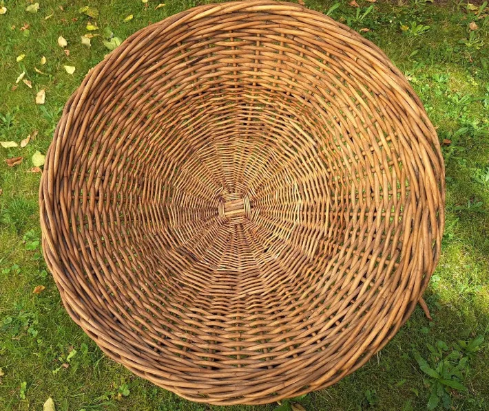 Pamono Mid-Century Modern Rattan and Iron Lounge Chairs, 1960s, Set of 2