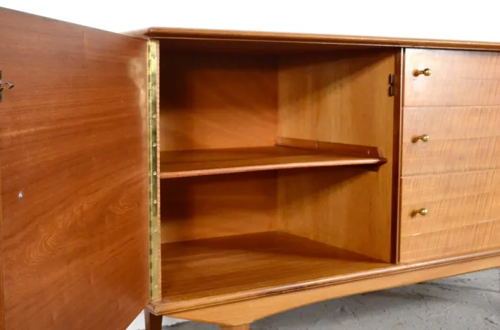 Pamono Mid-Century Modern Satinwood Sideboard by Alfred Cox, 1960s Best