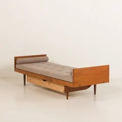 Pamono Mid-Century Modern Scandinavian Daybed with Duvet Compartment, 1960s Best