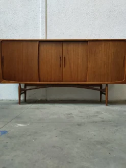 Pamono Mid-Century Modern Sideboard by Aerthoj Jensen & Molholm Outlet