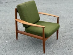 Pamono Mid-Century Modern Teak Lounge Chairs attributed to Grete Jalk for France & Søn / France & Daverkosen, Denmark, 1960s, Set of 2 Hot