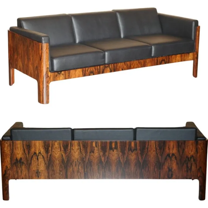 Pamono Mid-Century Modern Three-Seater Sofa in Hardwood, 1966 Outlet